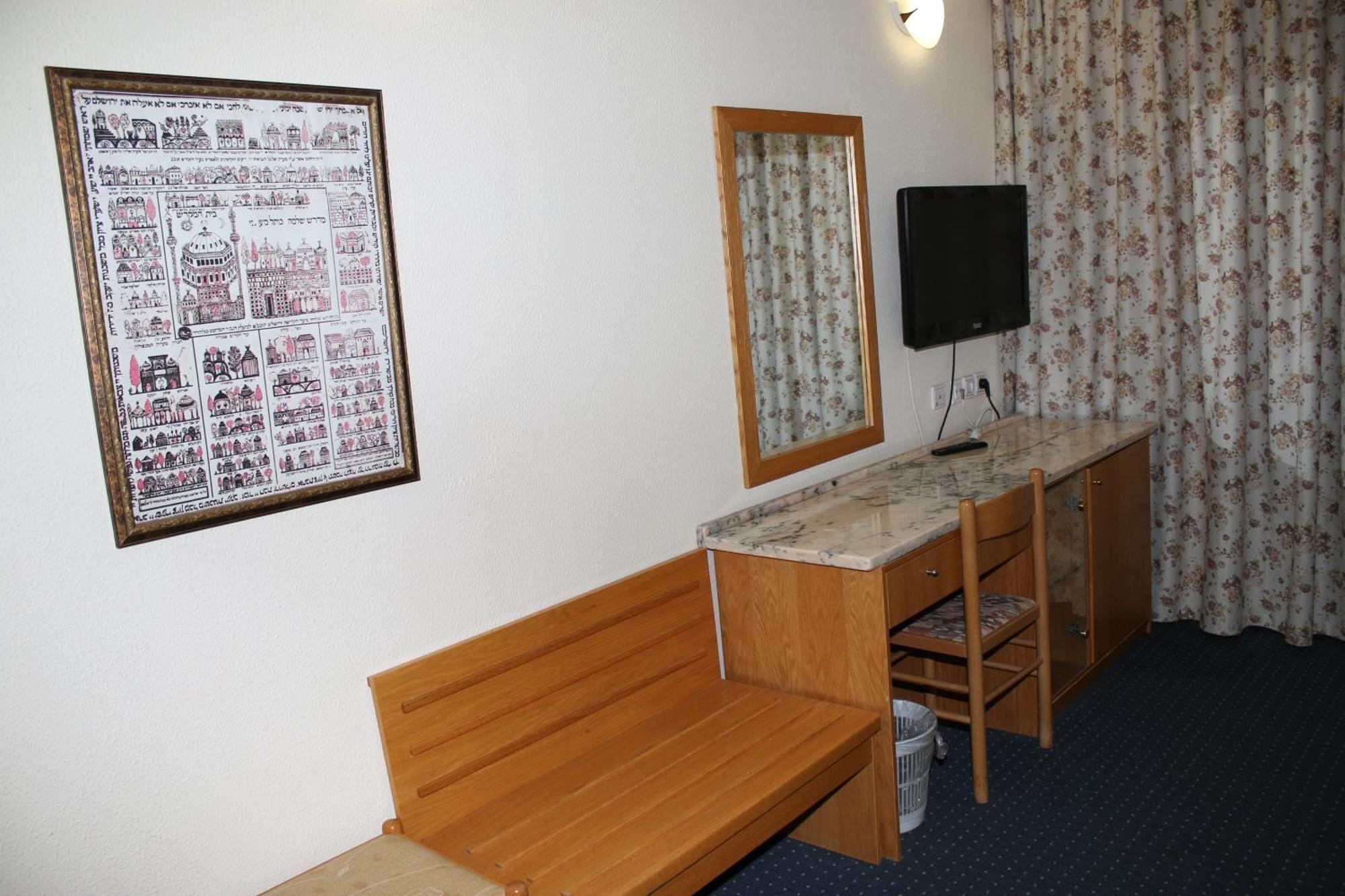 Hotel & Museum Dona Gracia Tiberíades Habitación foto